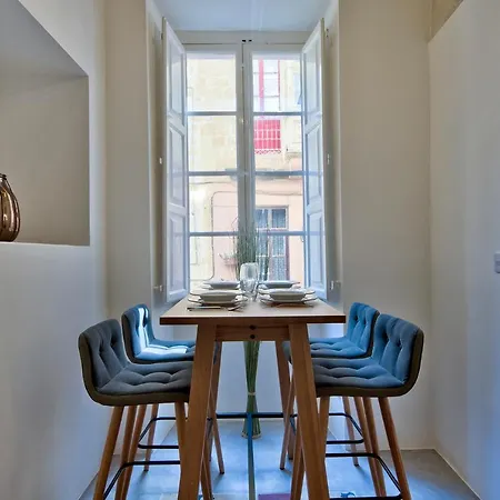 Zoe 2 By Vallettastay *