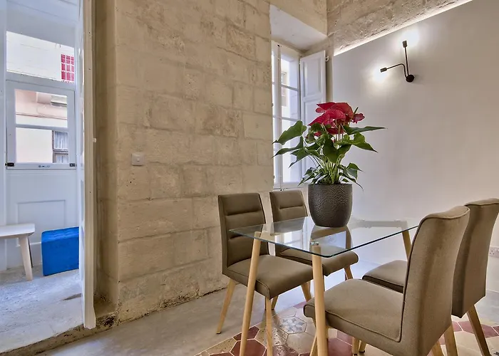 Zoe 2 By Vallettastay Appartement *